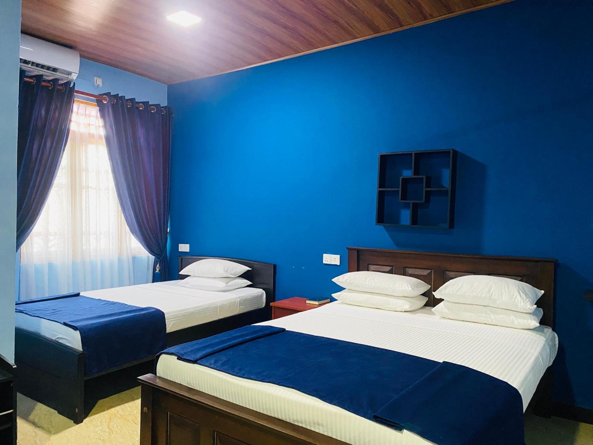 Hotel Hybrid